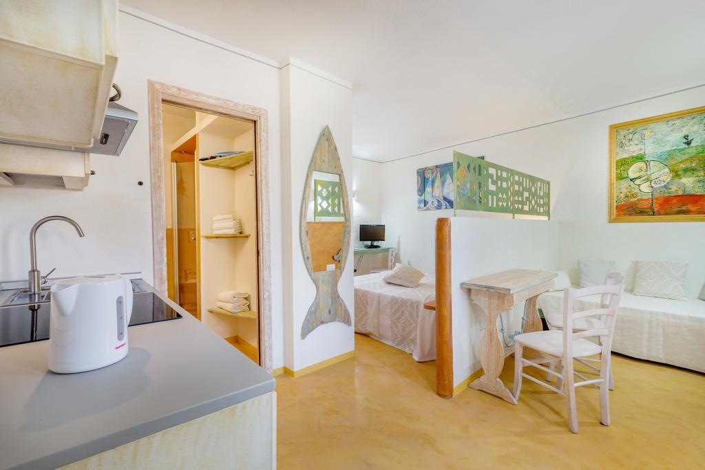 Apartamento Palazzo Beddoro San Pantaleo Exterior foto