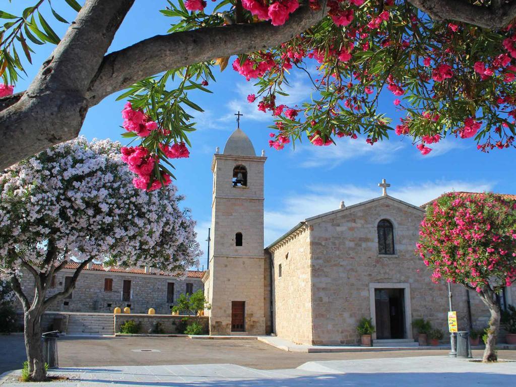 Apartamento Palazzo Beddoro San Pantaleo Exterior foto