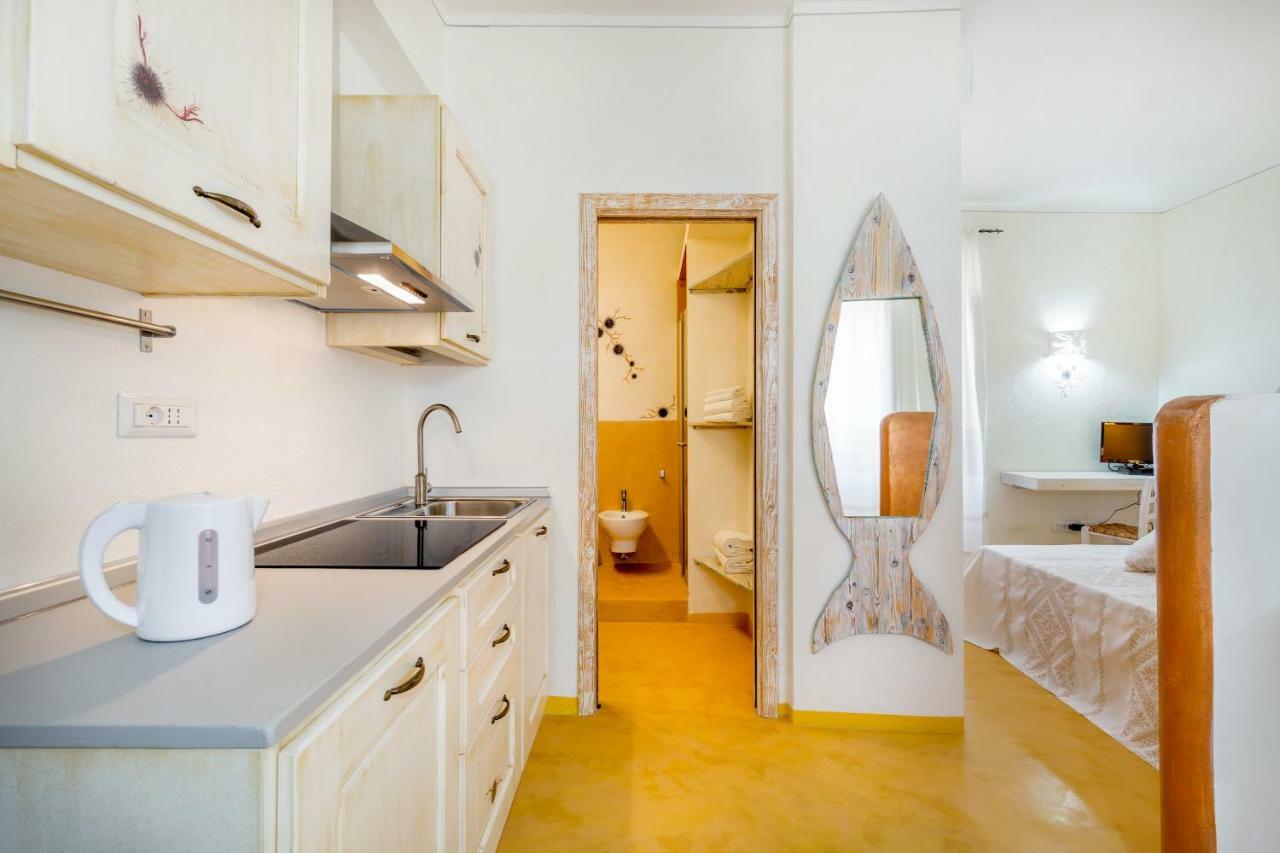 Apartamento Palazzo Beddoro San Pantaleo Exterior foto